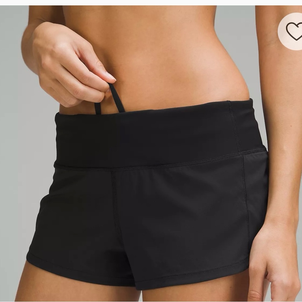 Lululemon Speed Up Low-Rise Lined Short 2.5" Women’s Black Size 2 EUC Retail $68